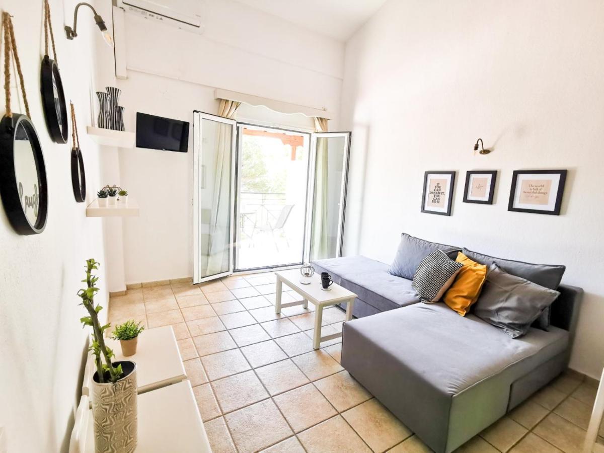 Haris Apartments Koukounaries Zewnętrze zdjęcie
